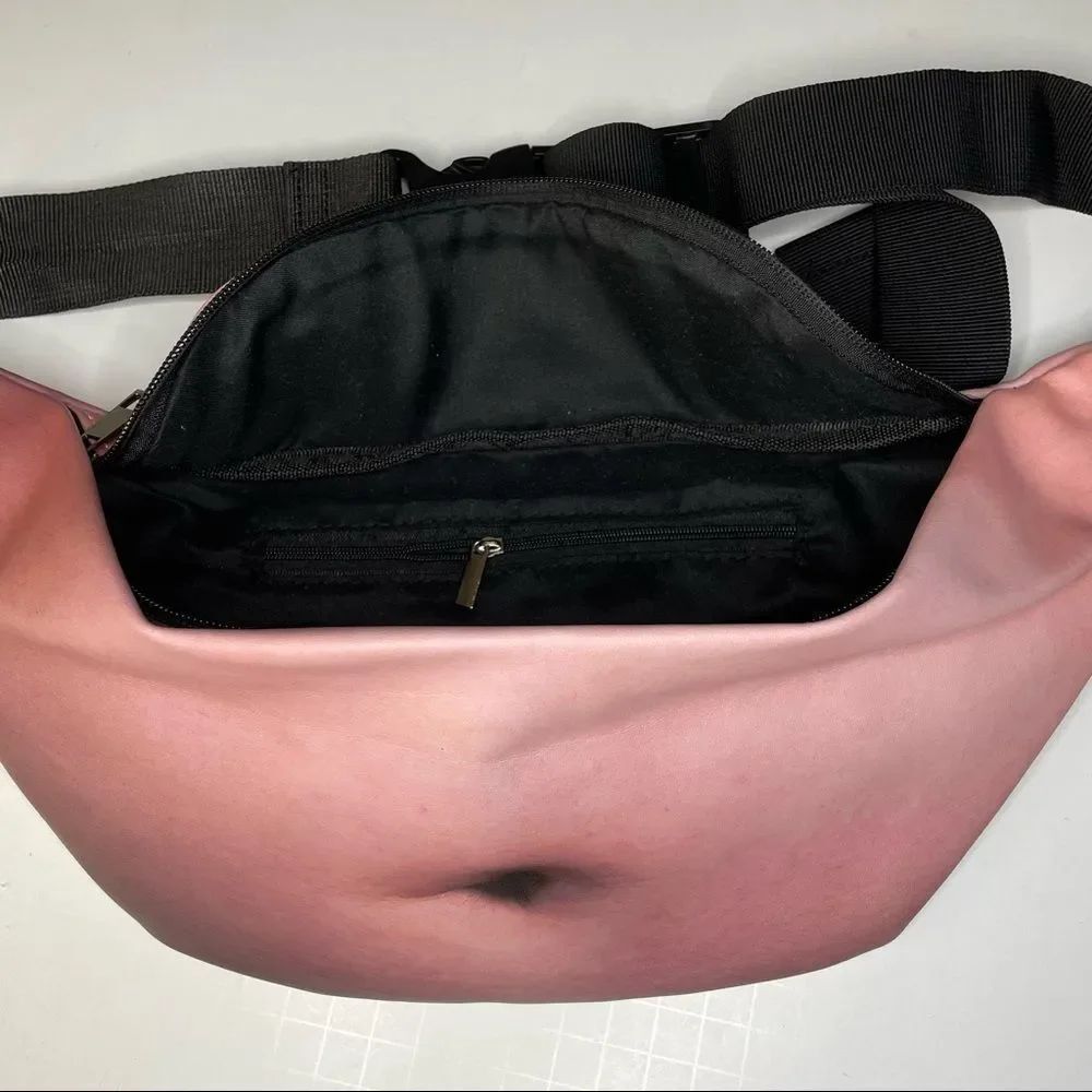 Belly Fanny Pack - Picture 3 of 5